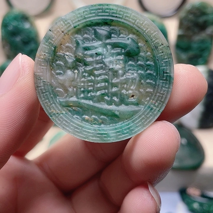 未镶嵌独山玉颈饰