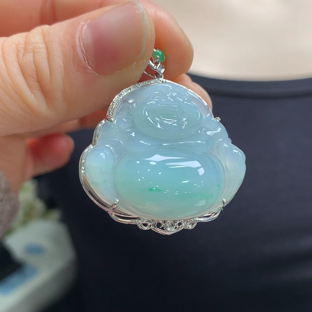 翡翠18K金镶嵌颈饰佛公