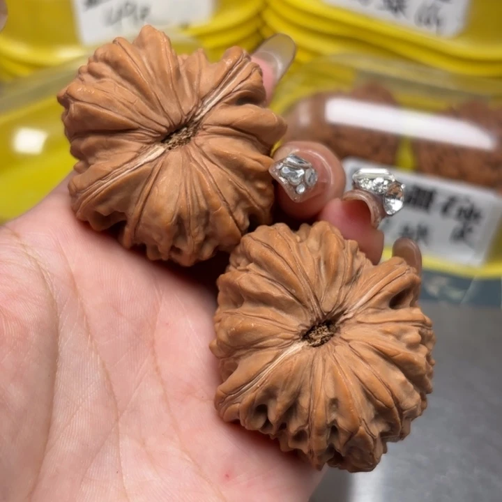 南***落文玩核桃把件47-34204-02