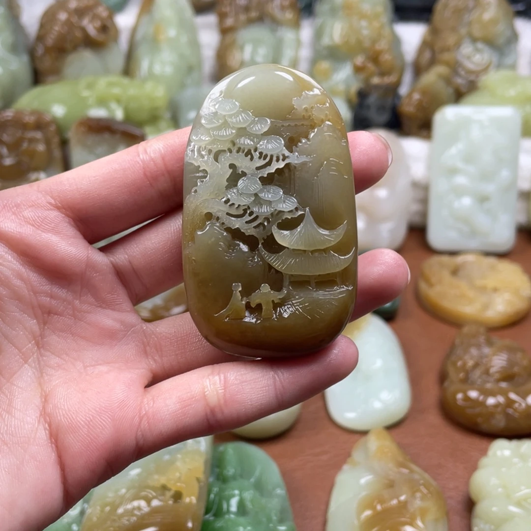 和田玉未镶嵌颈饰