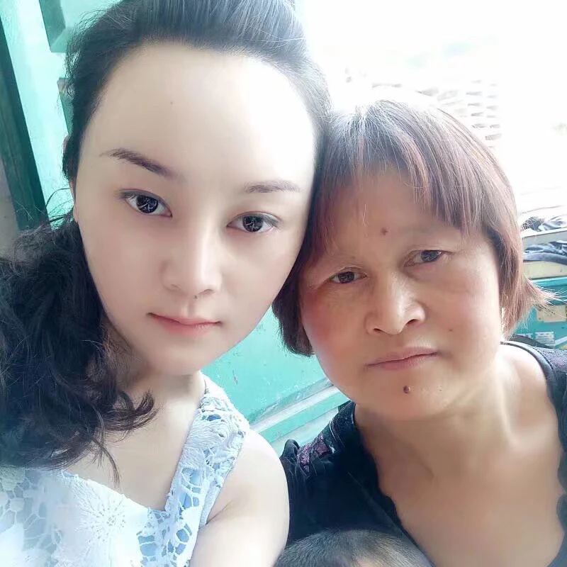 看主播以前的照片 梳