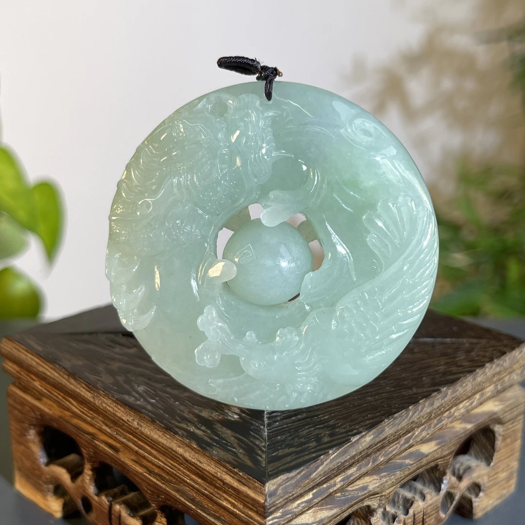 JTB18-79 天然缅甸翡翠A货 龙凤扣