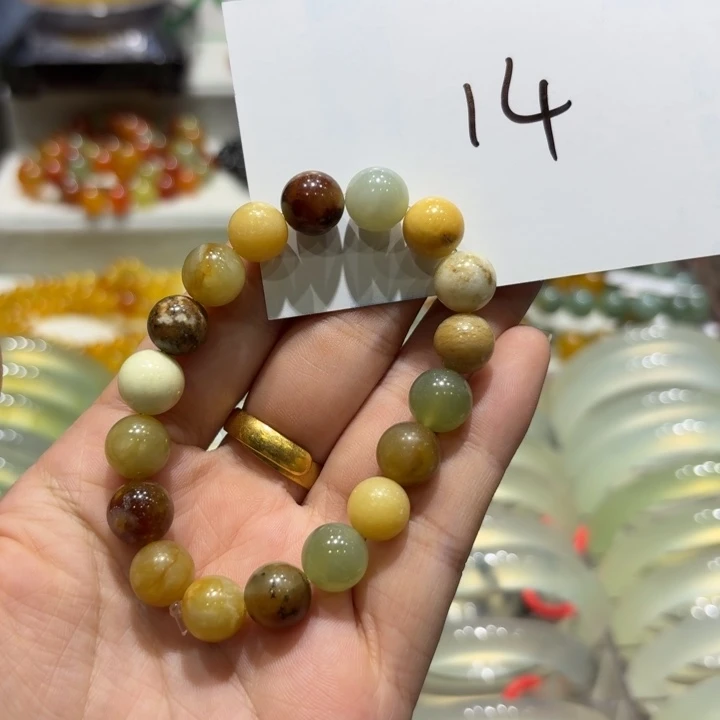 未镶嵌岫玉手镯天然