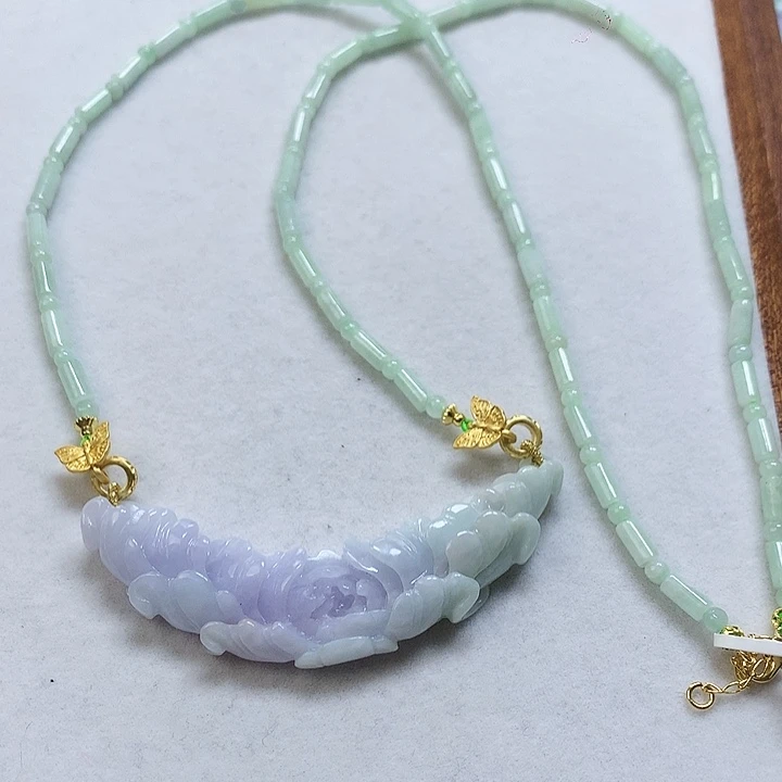 翡翠颈饰未镶嵌吊坠