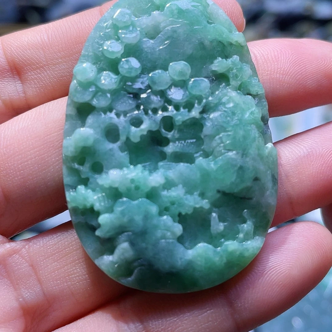 颈饰未镶嵌翡翠一个