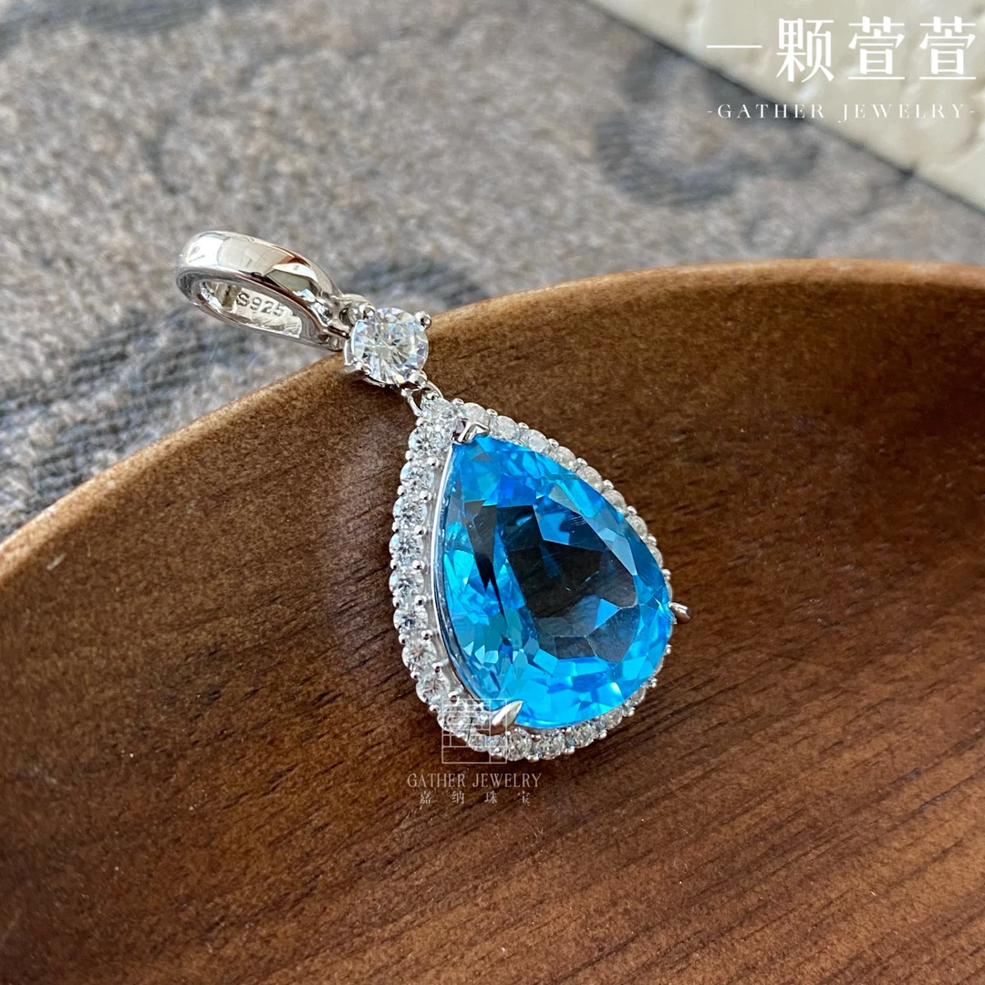 【一颗萱萱】时尚气质S925银镶大水滴托帕石吊坠730053