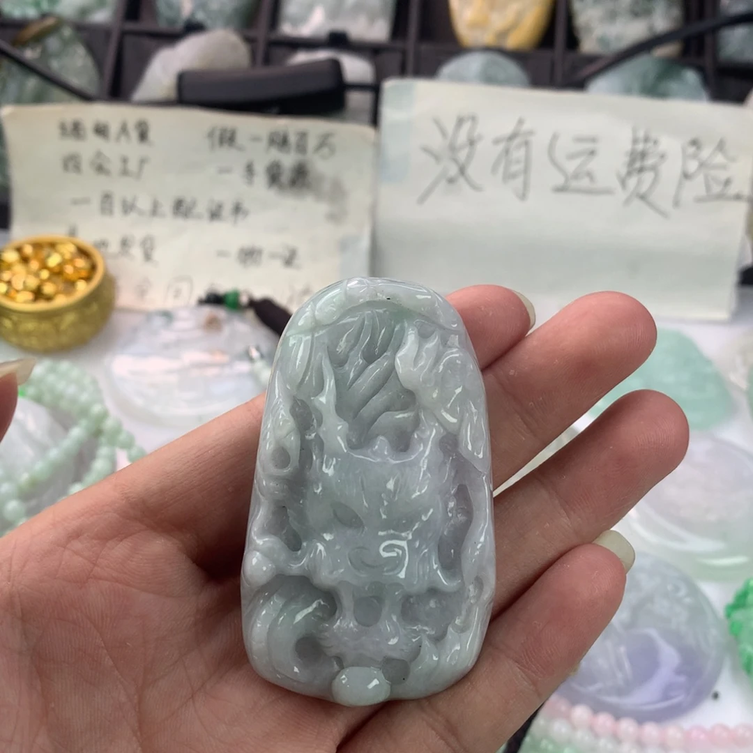 翡翠颈饰未镶嵌－