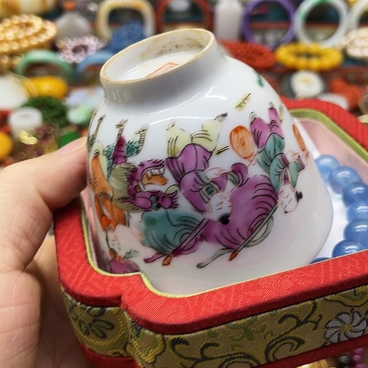 予***信青花彩绘小主人杯子