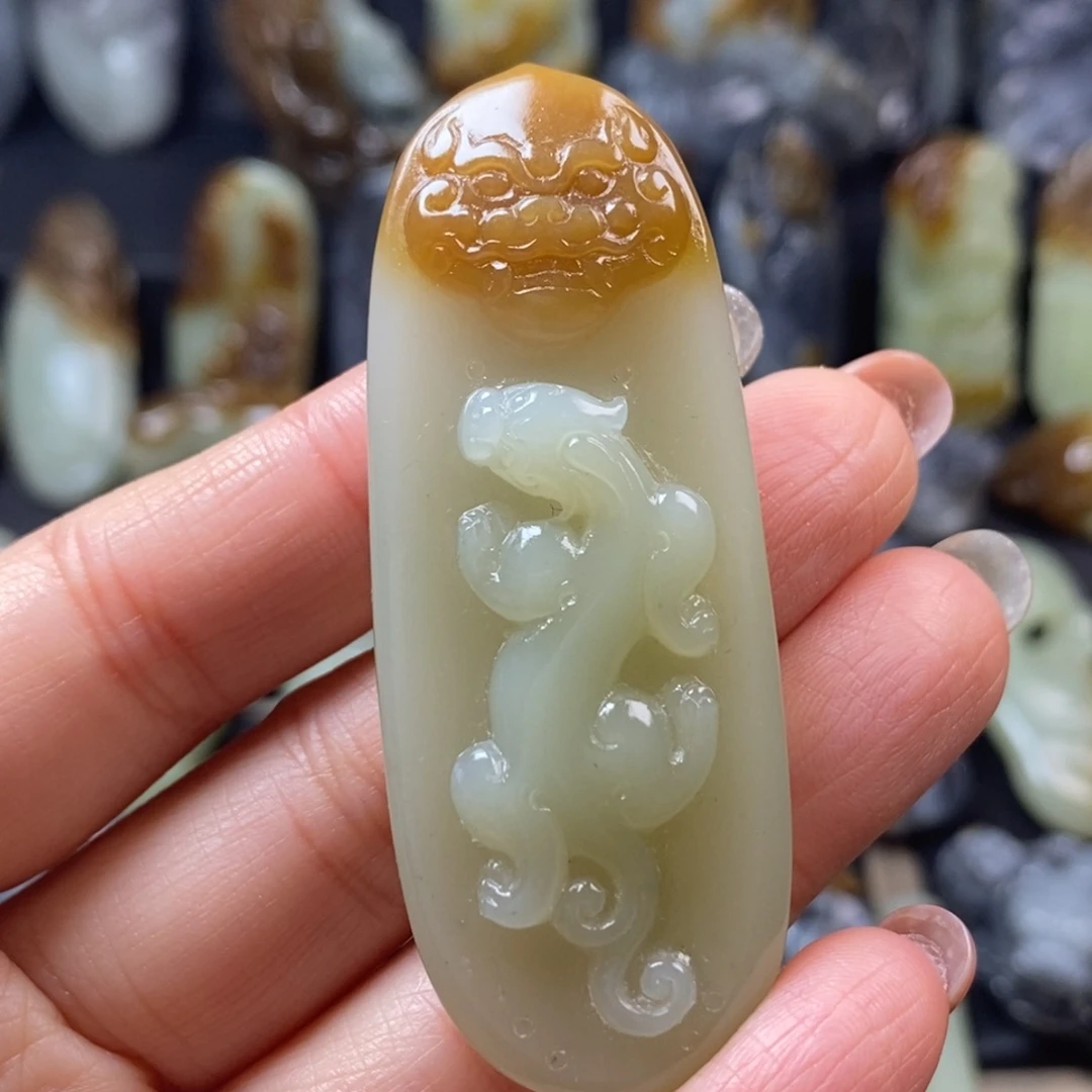 和田玉未镶嵌挂件