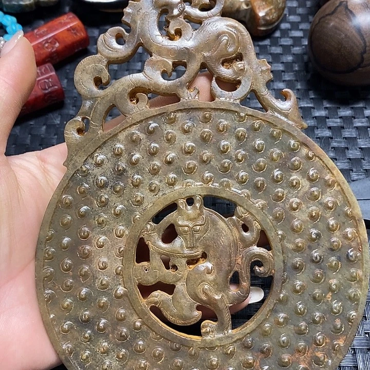 龙脊菩提吊坠