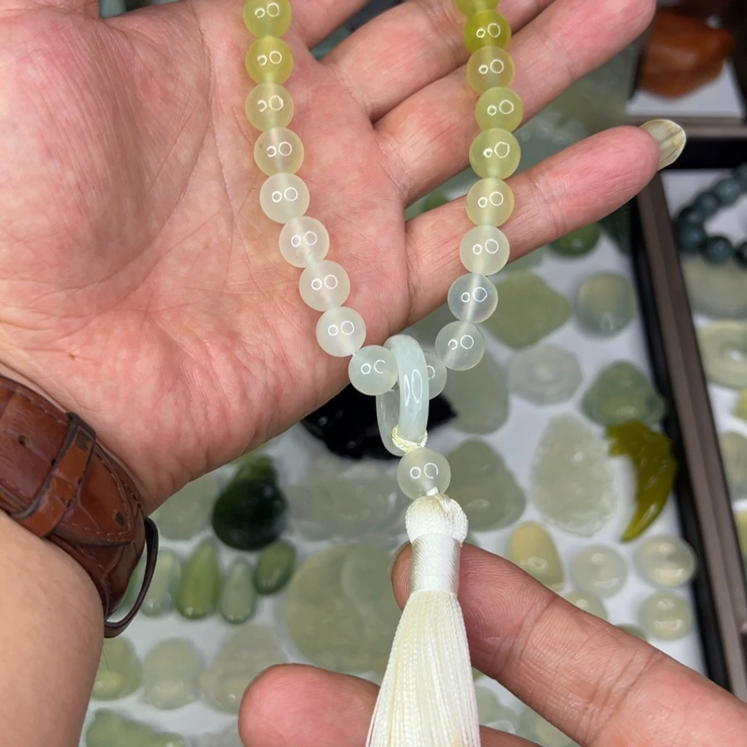 岫玉未镶嵌颈饰精品岫玉佛珠手持