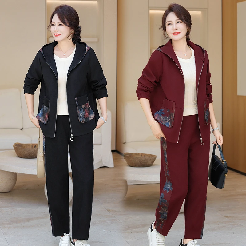 妈妈秋装时尚运动服套装2025新款中老年女气质连帽外套休闲两件套