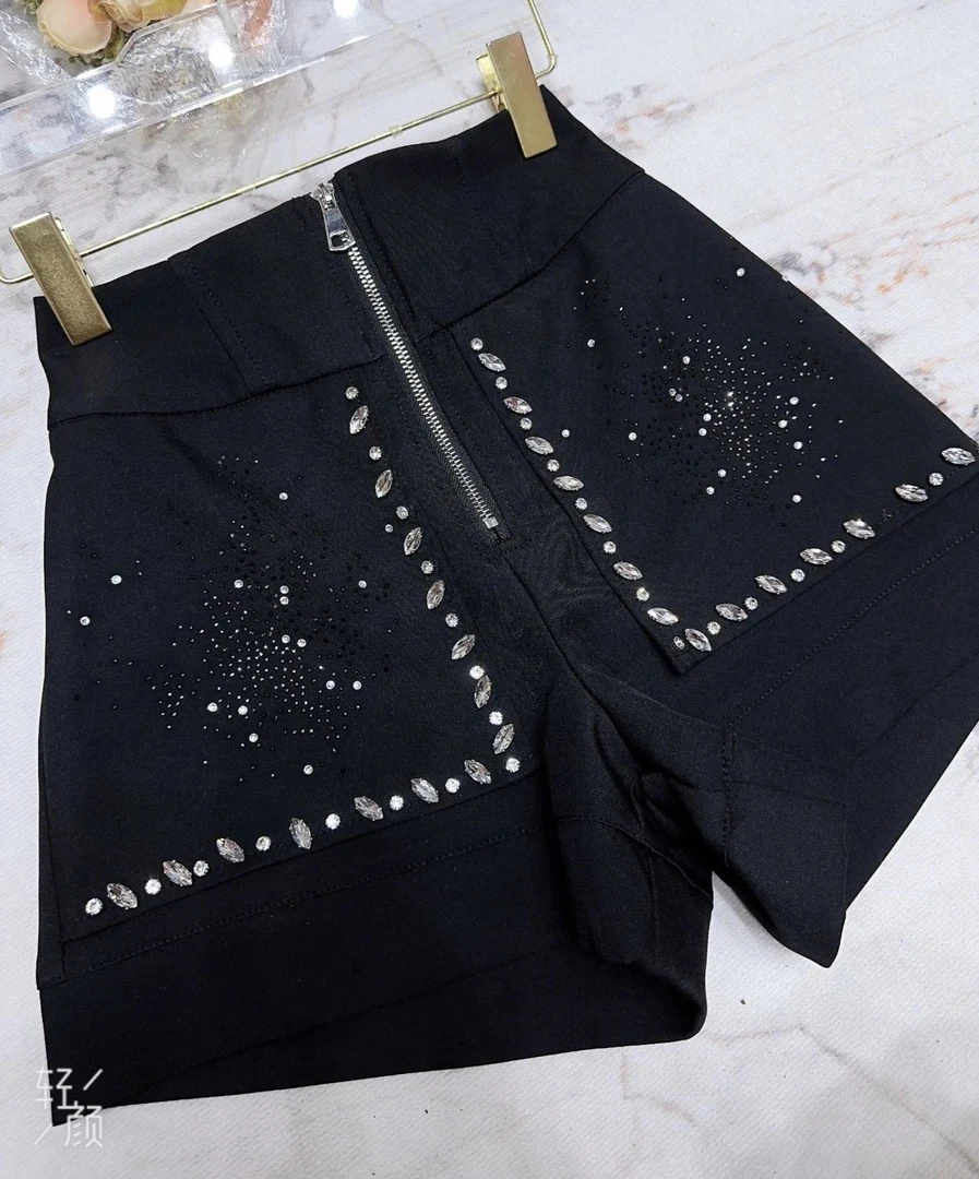 重工烫钻高腰显瘦短裤洋气百搭