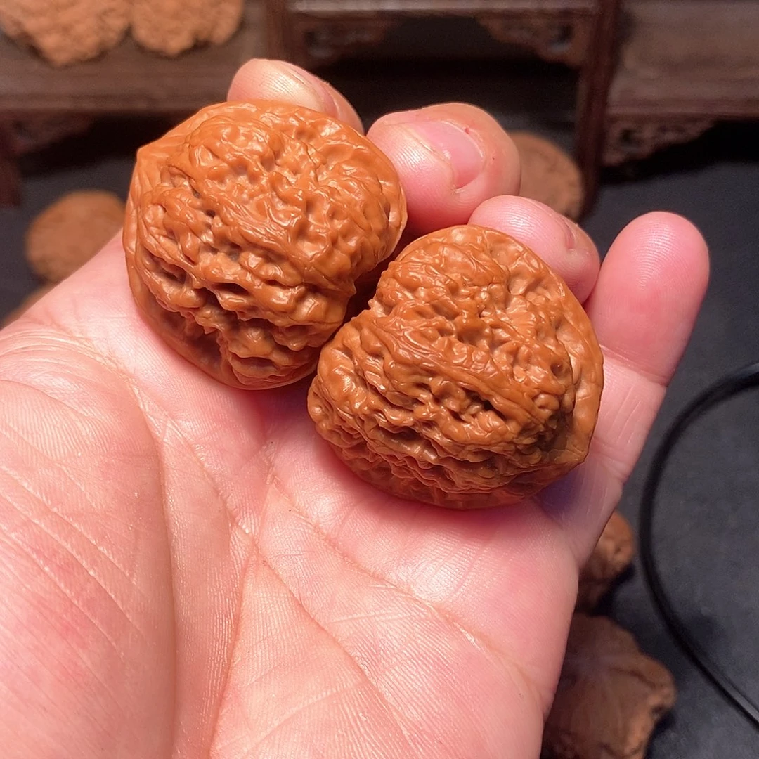 吊坠文玩核桃40尺，平谷凹底