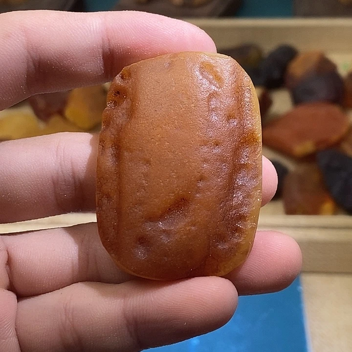 裸石琥珀未镶嵌蜜蜡