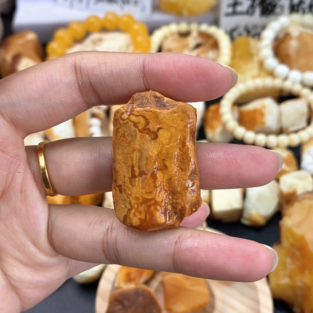定制琥珀未镶嵌蜜蜡