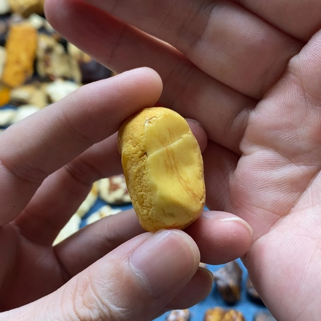 未镶嵌定制琥珀蜜蜡