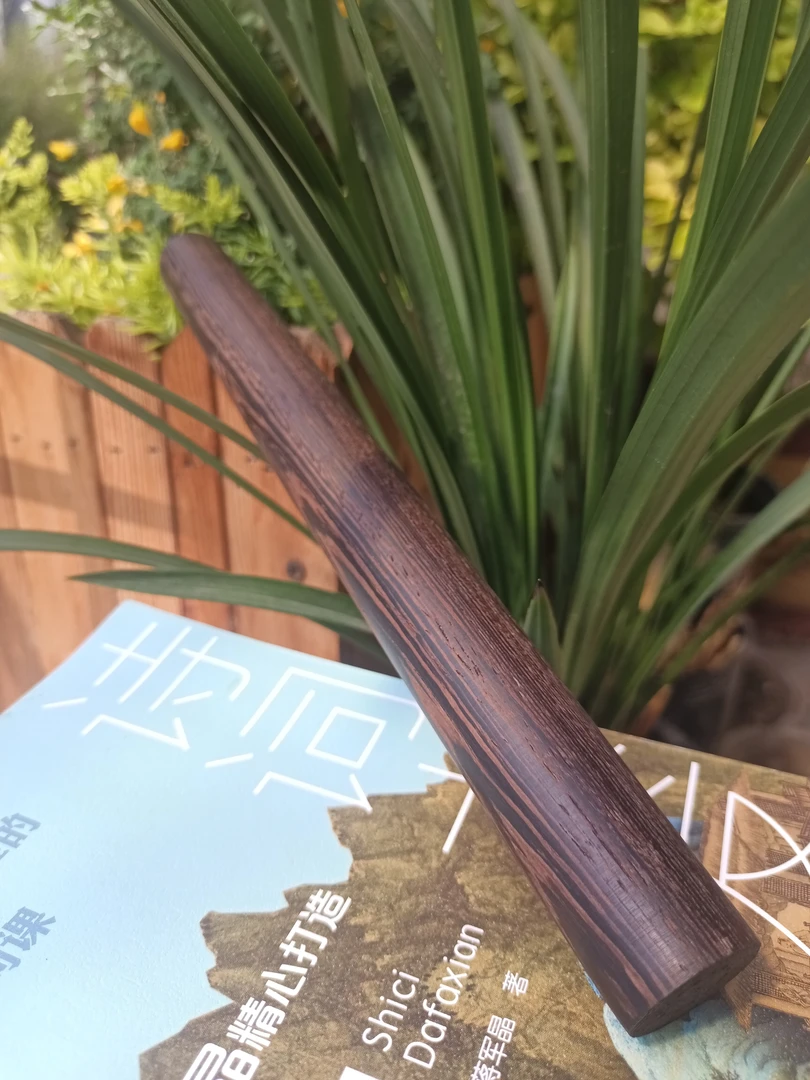 鸡翅木雕刻的面杖实心原木无漆无蜡