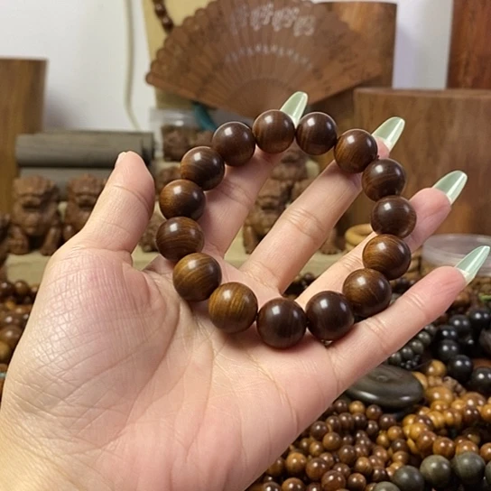 老山檀香黑肉沉水1.5手串