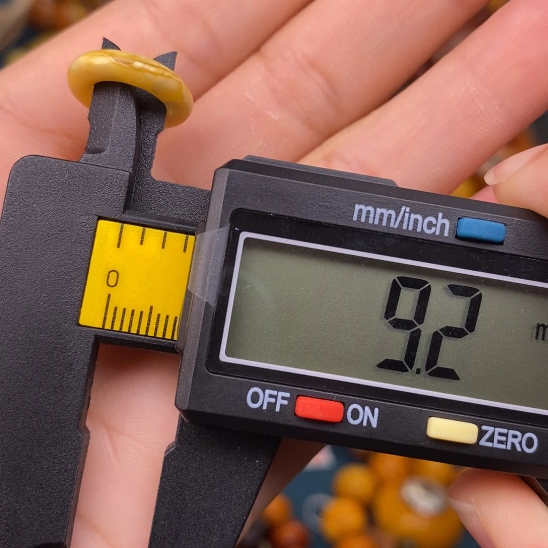 未镶嵌蜜蜡裸石蜜蜡