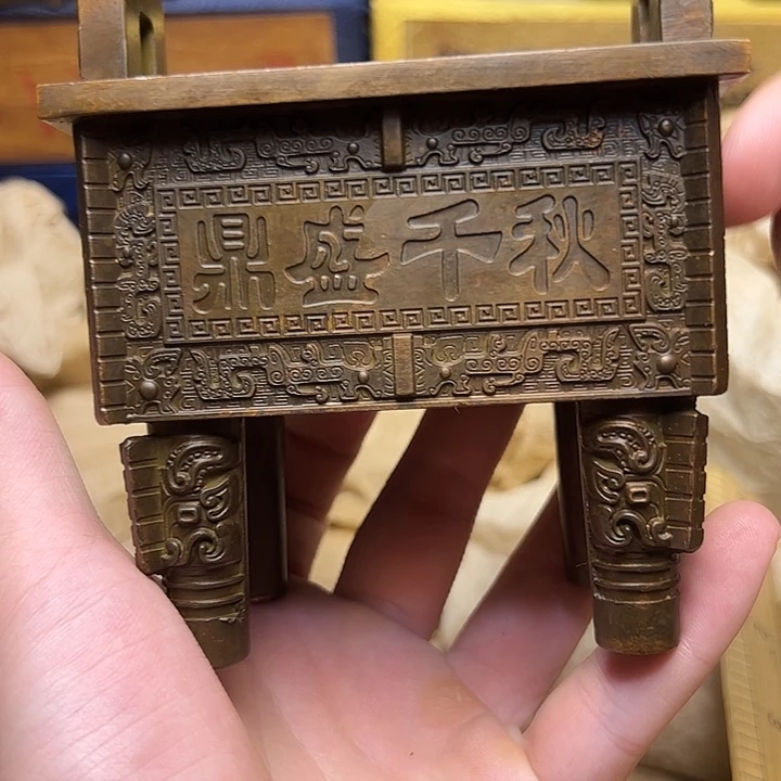 精美铜器摆件下单