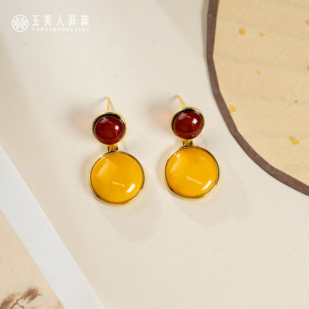 珠光宝气蜜蜡圆面耳钉S925银镶复古小众精致耳饰小巧精美（商城）