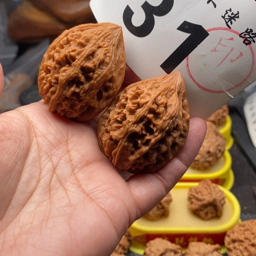 把件文玩核桃40大孤石