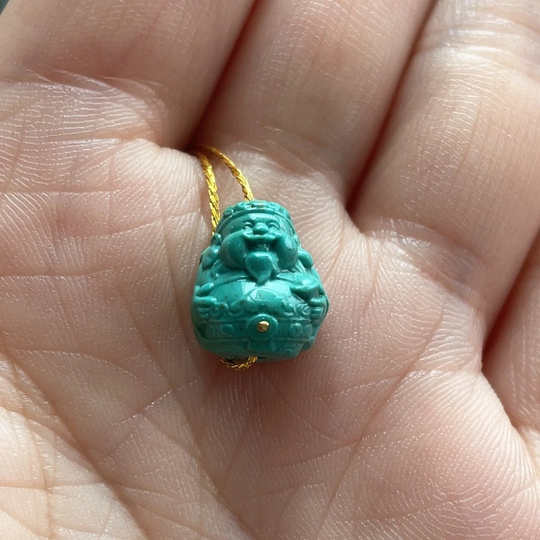 绿松石未镶嵌颈饰