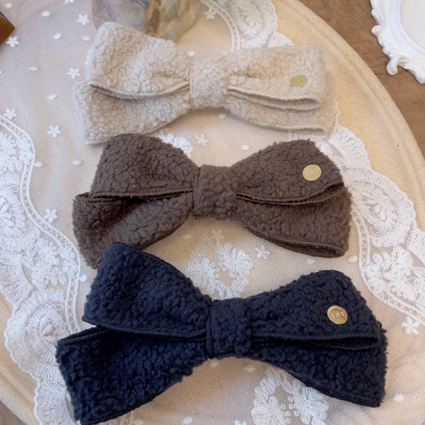 W1305韩系氛围减龄百搭简约轻奢蝴蝶结摇粒绒弹簧夹