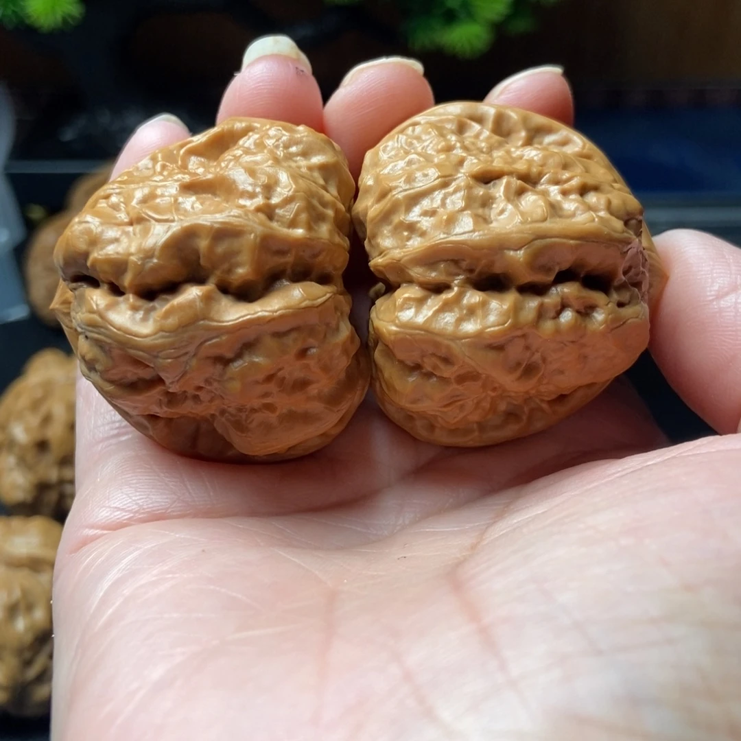 小***托把件文玩核桃蛤蟆头