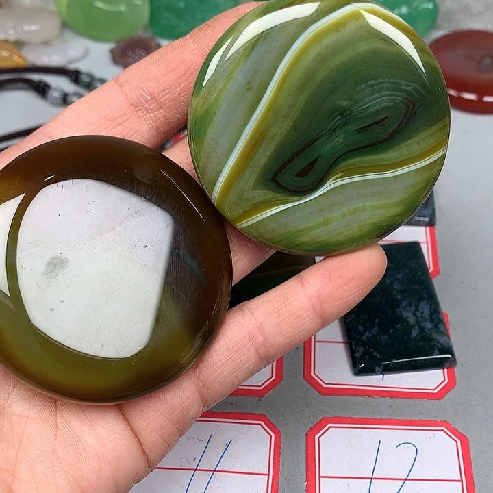 @***⁰玛瑙/玉髓未镶嵌颈饰
