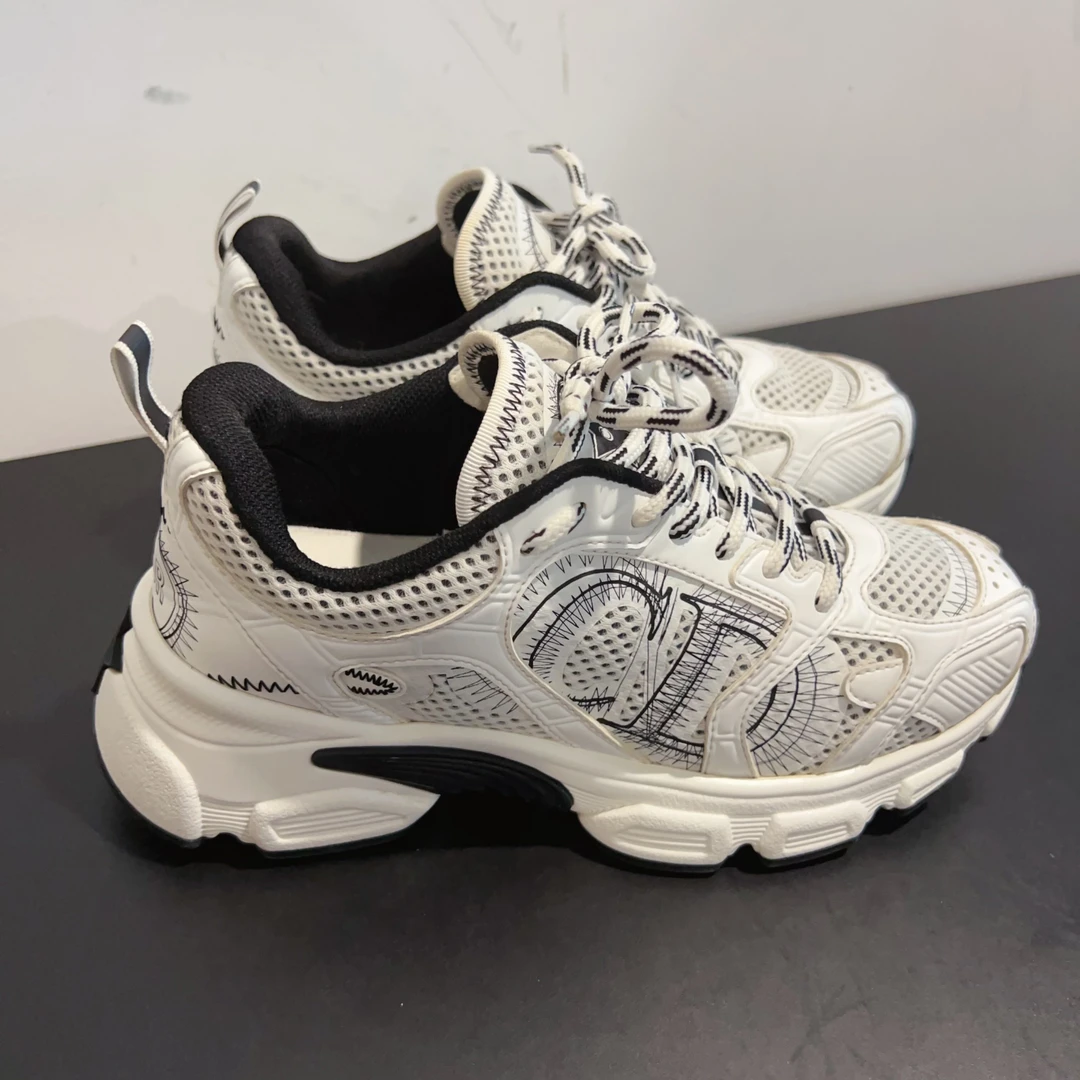 99新 DIOR/迪奥 运动鞋 尺码35成色看直播GSS28374