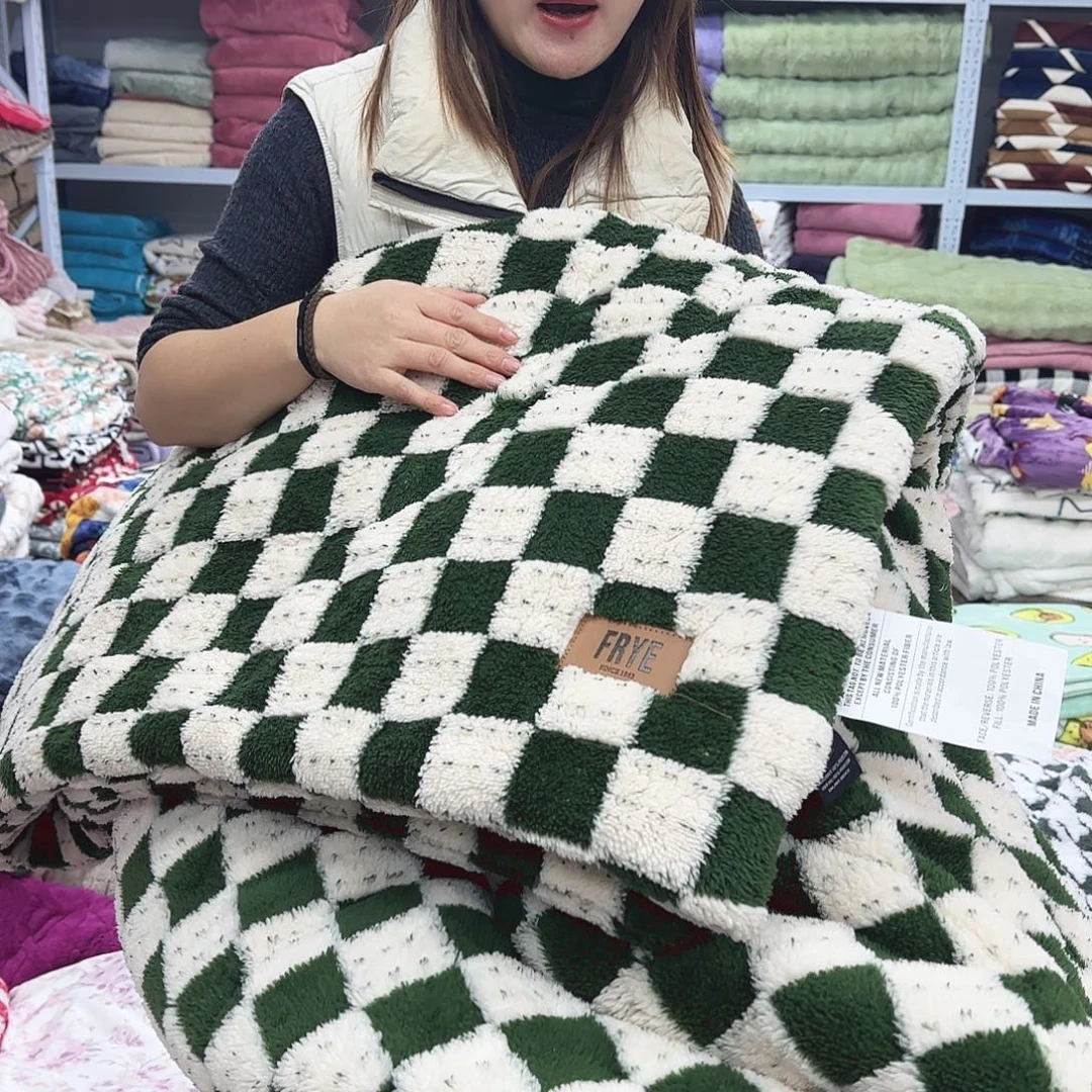 氨纶200.230阳离子提花夹棉被7斤左右