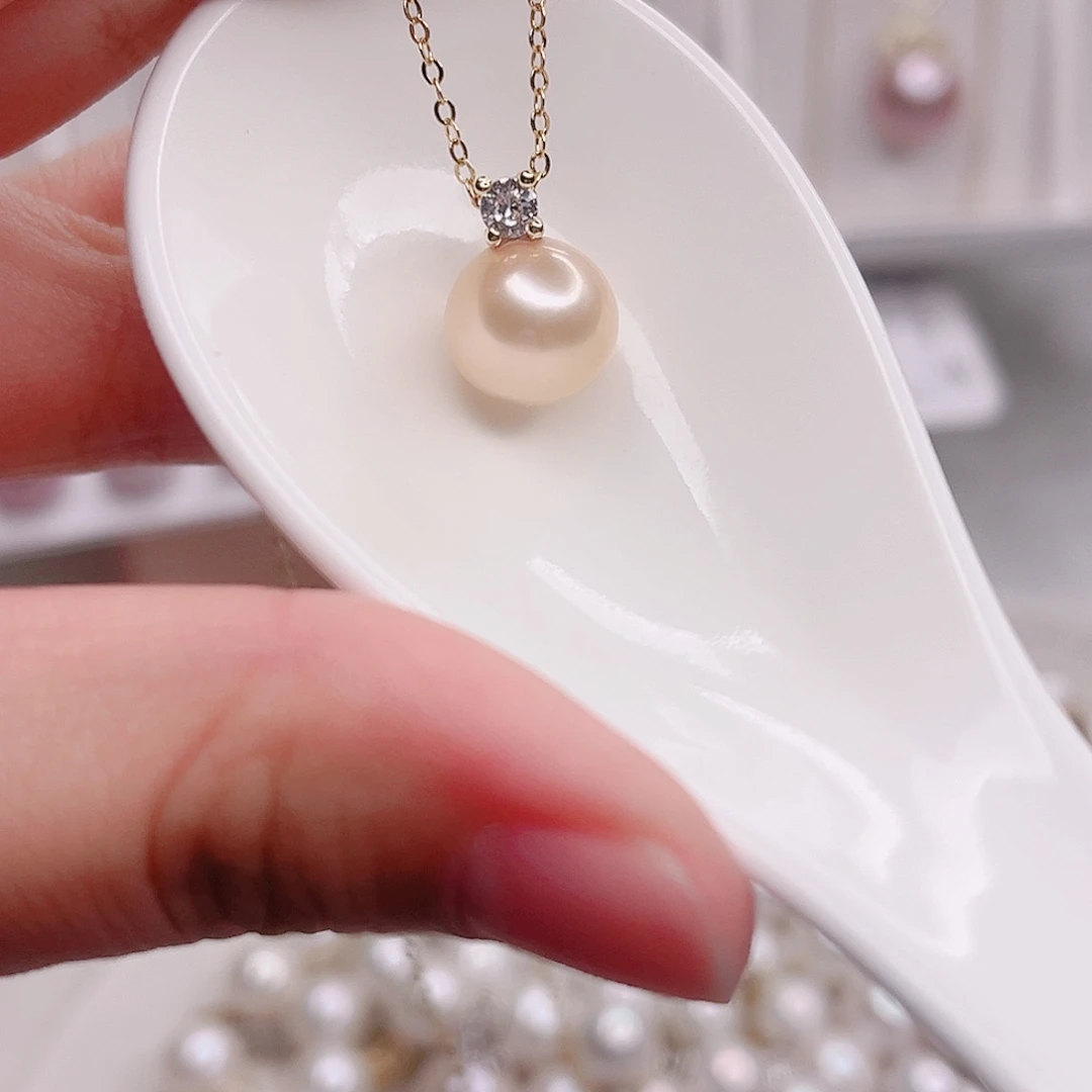 淡水珍珠未镶嵌吊坠(赠链)