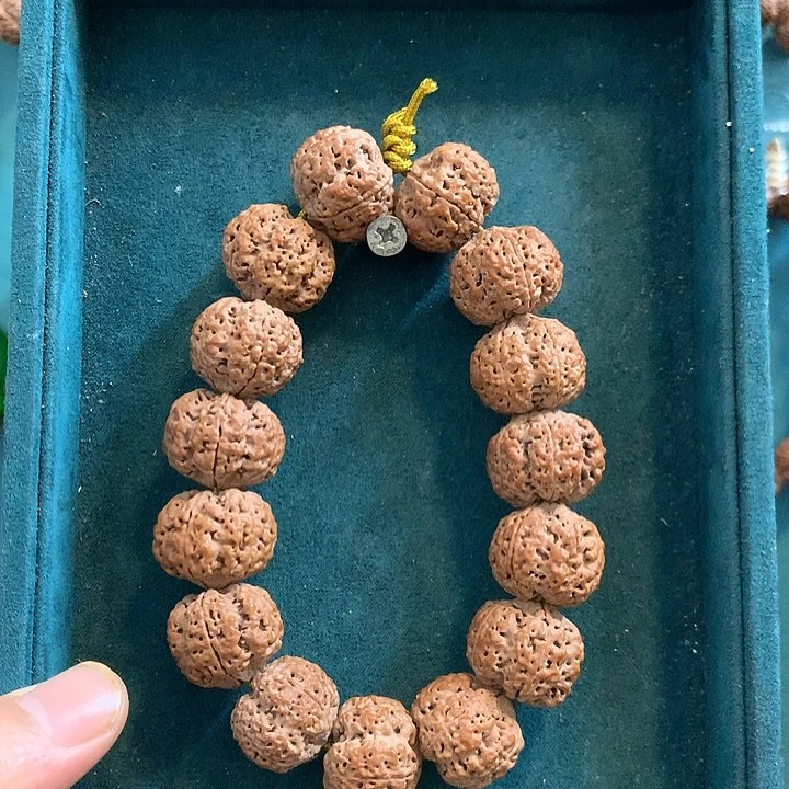 手串金刚菩提满肉梅花