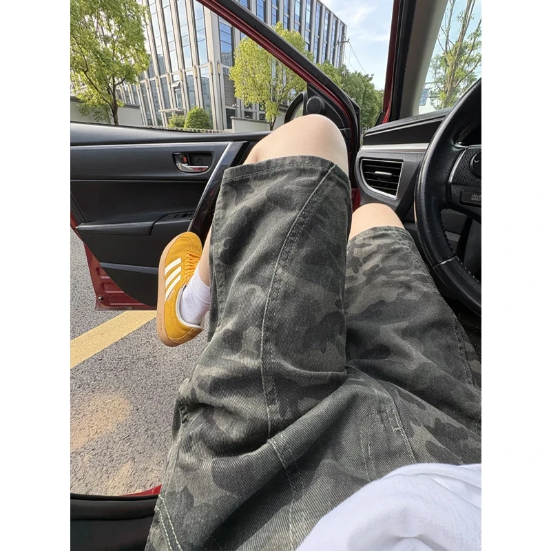 军绿色迷彩牛仔短裤男款夏季水洗伐木斜切工装裤美式复古五分中裤