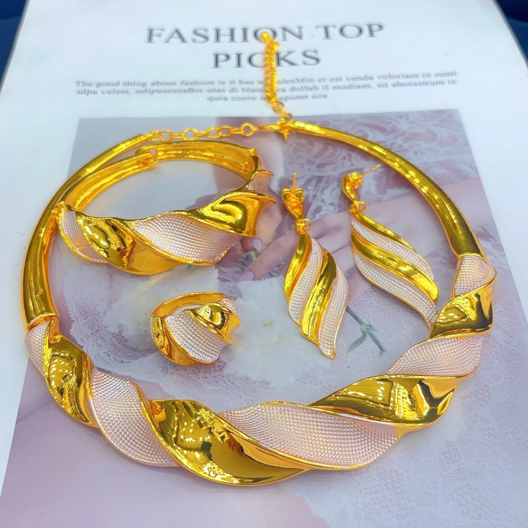 铜合金项链 铜合金项链412-23-3时尚女士欧美金色编织气质轻奢