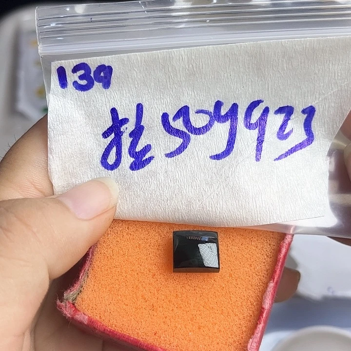 拉***拉未镶嵌定制翡翠不退