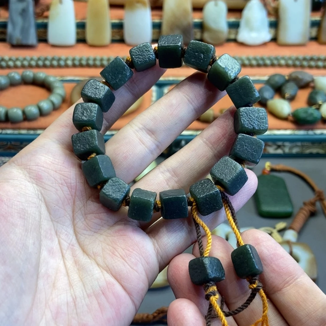 和田玉颈饰未镶嵌小****ꜱ