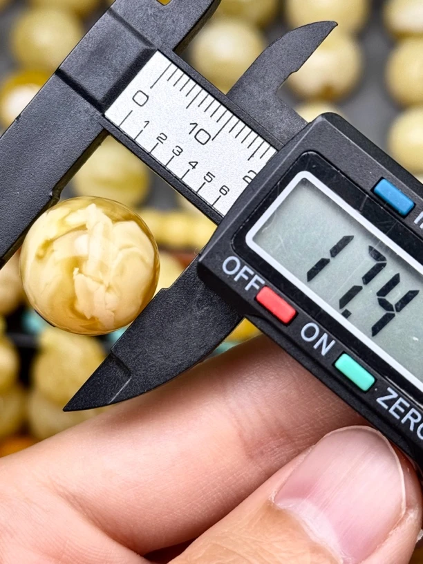 17.4mm俄料国矿一级料浓瓷白妖孽虎皮纹千层雪橘底金溶洞蜜蜡圆珠