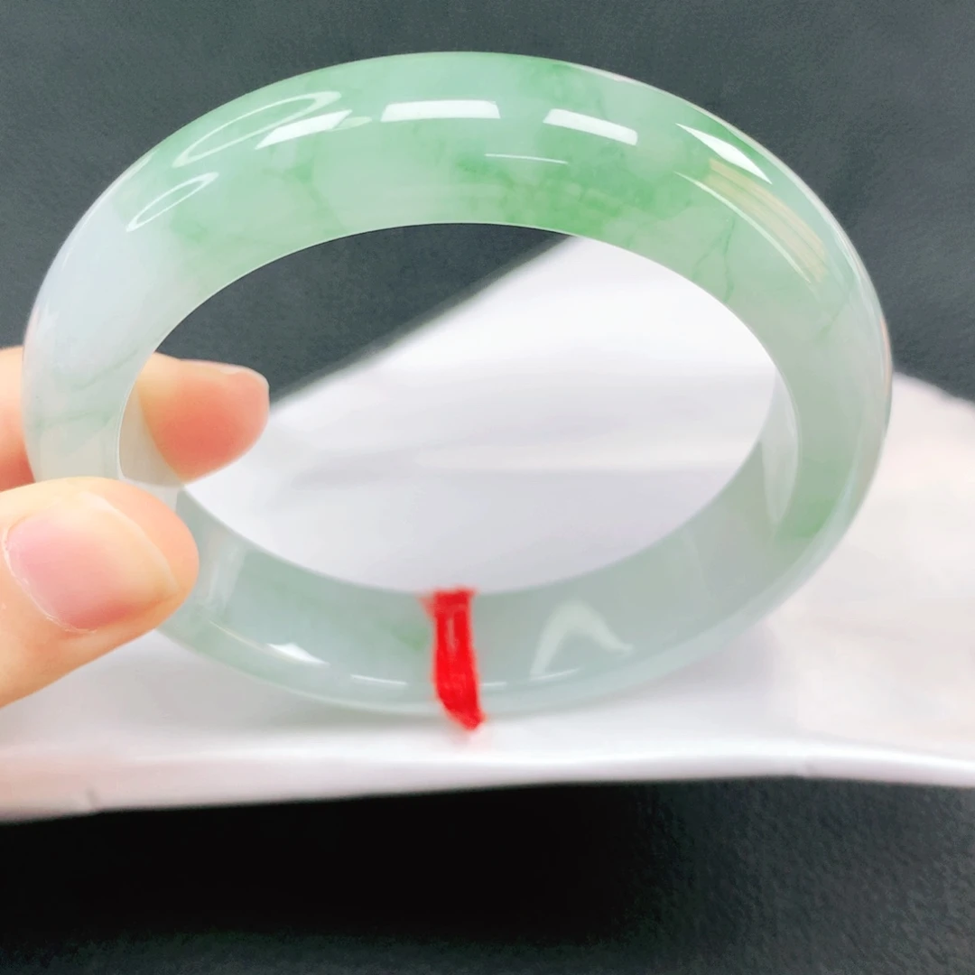 翡翠未镶嵌手镯57圈口