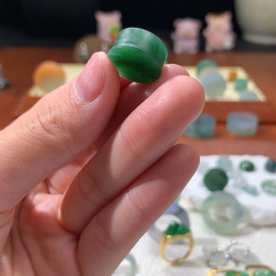 未镶嵌定制翡翠@****?跑环