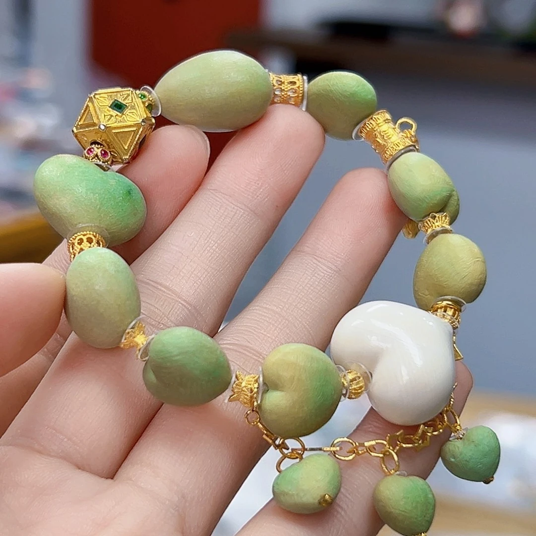 绿松石珠宝奇石18K金镶嵌