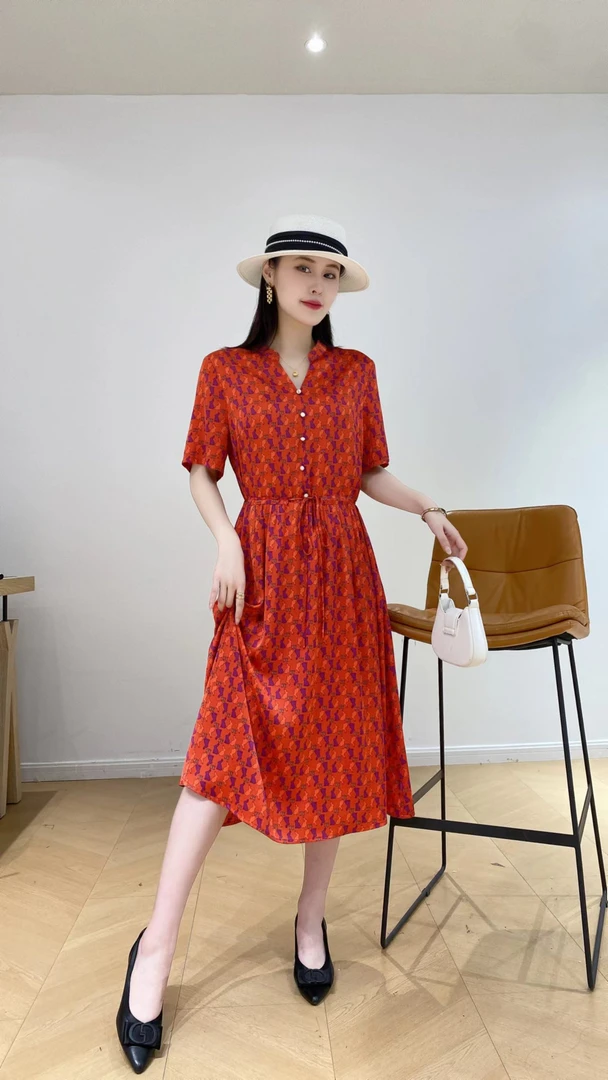2025夏季时尚妈妈连衣裙夏装减龄印花衬衫式连衣裙A072.073