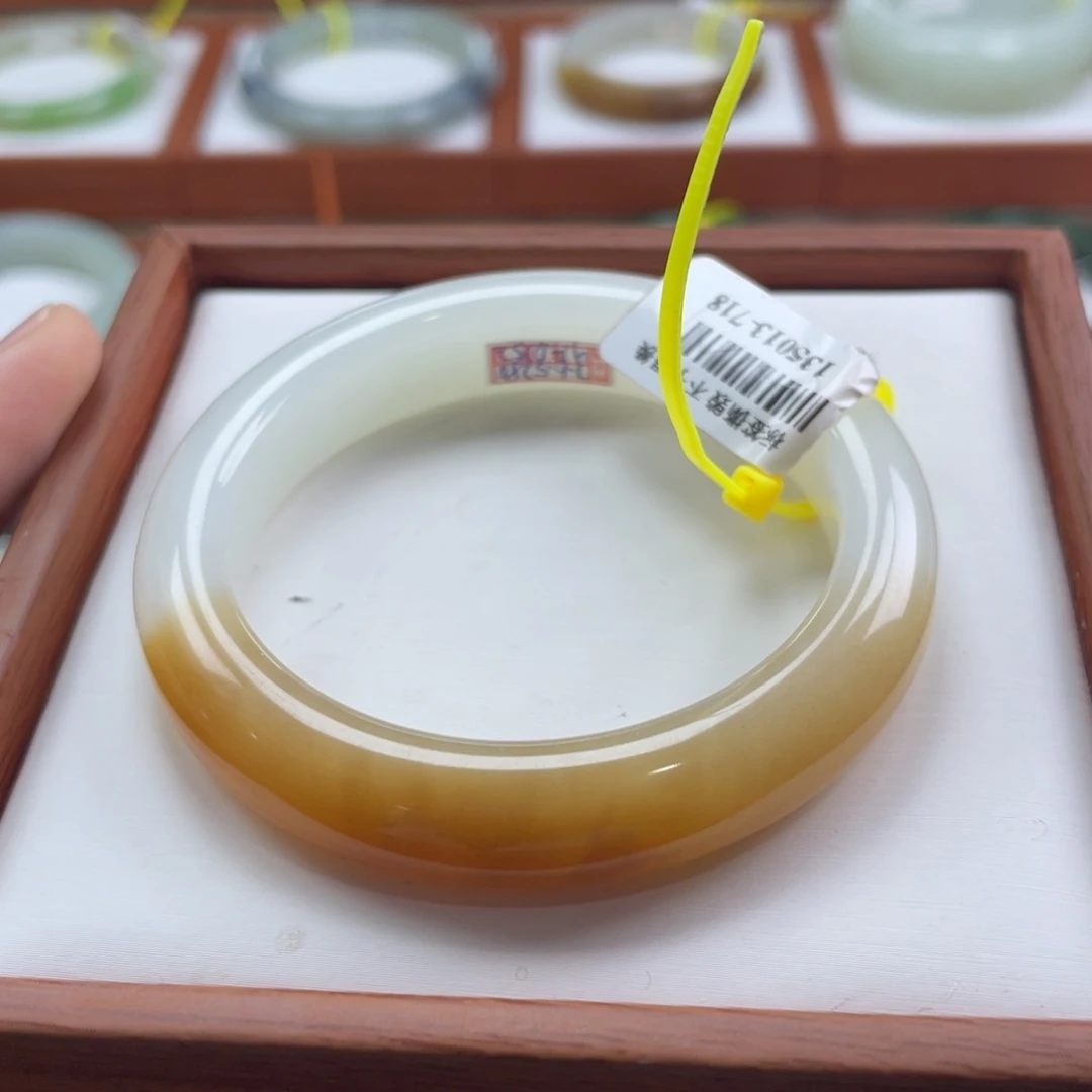 【闪购商品】未镶嵌手镯和田玉链接34。 51-52