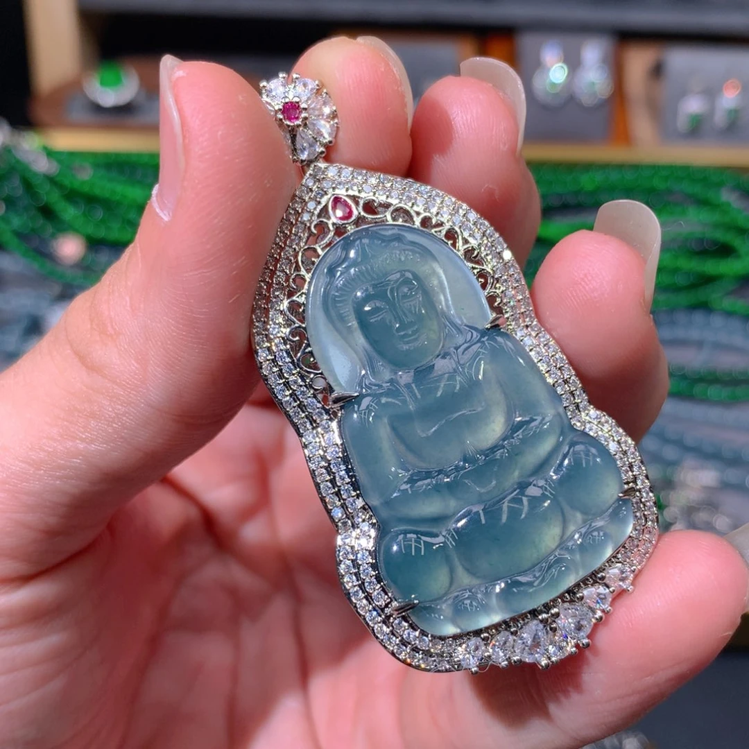 翡翠吊坠(赠链)未镶嵌天然