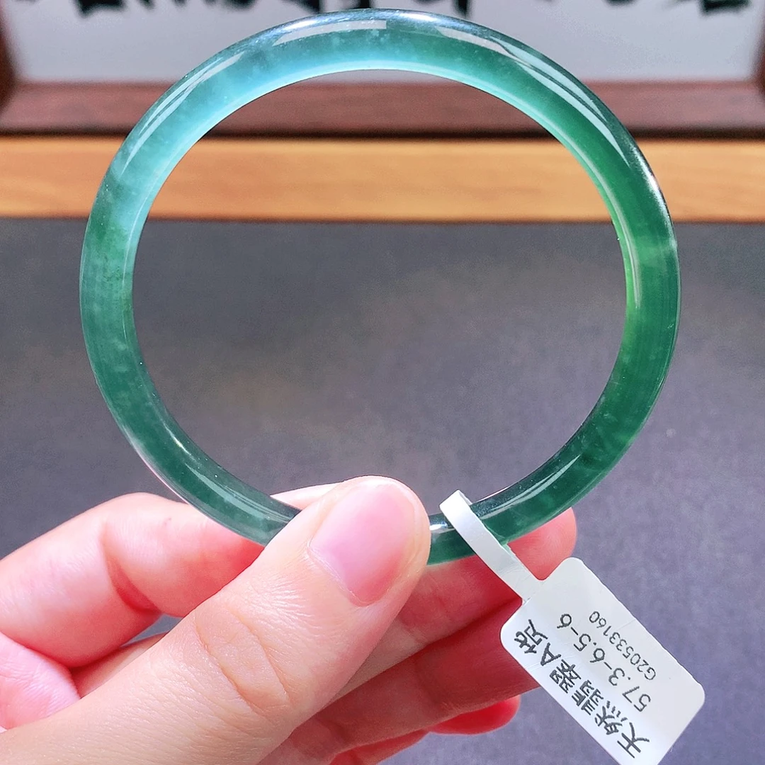 翡翠未镶嵌手镯天然翡翠