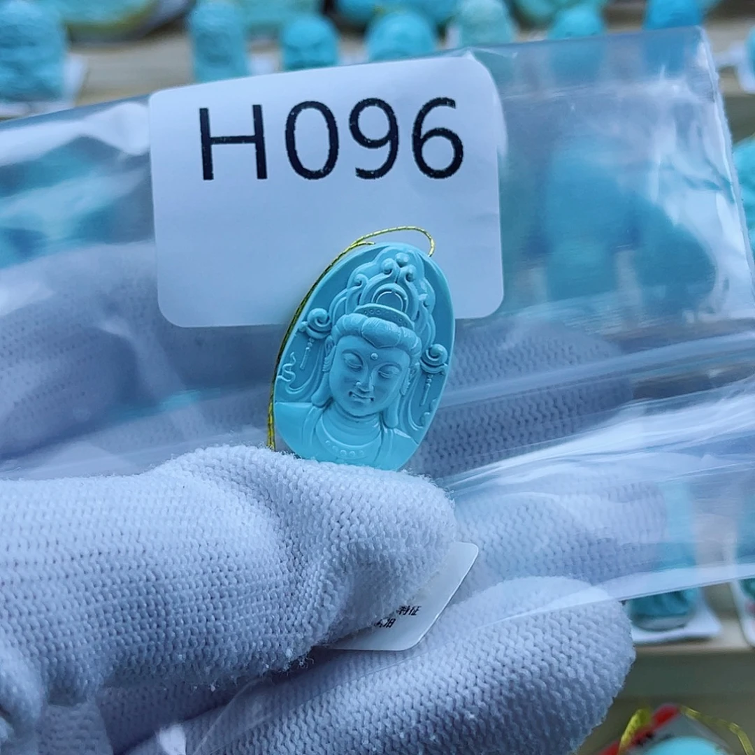 《***》未镶嵌绿松石珠宝奇石