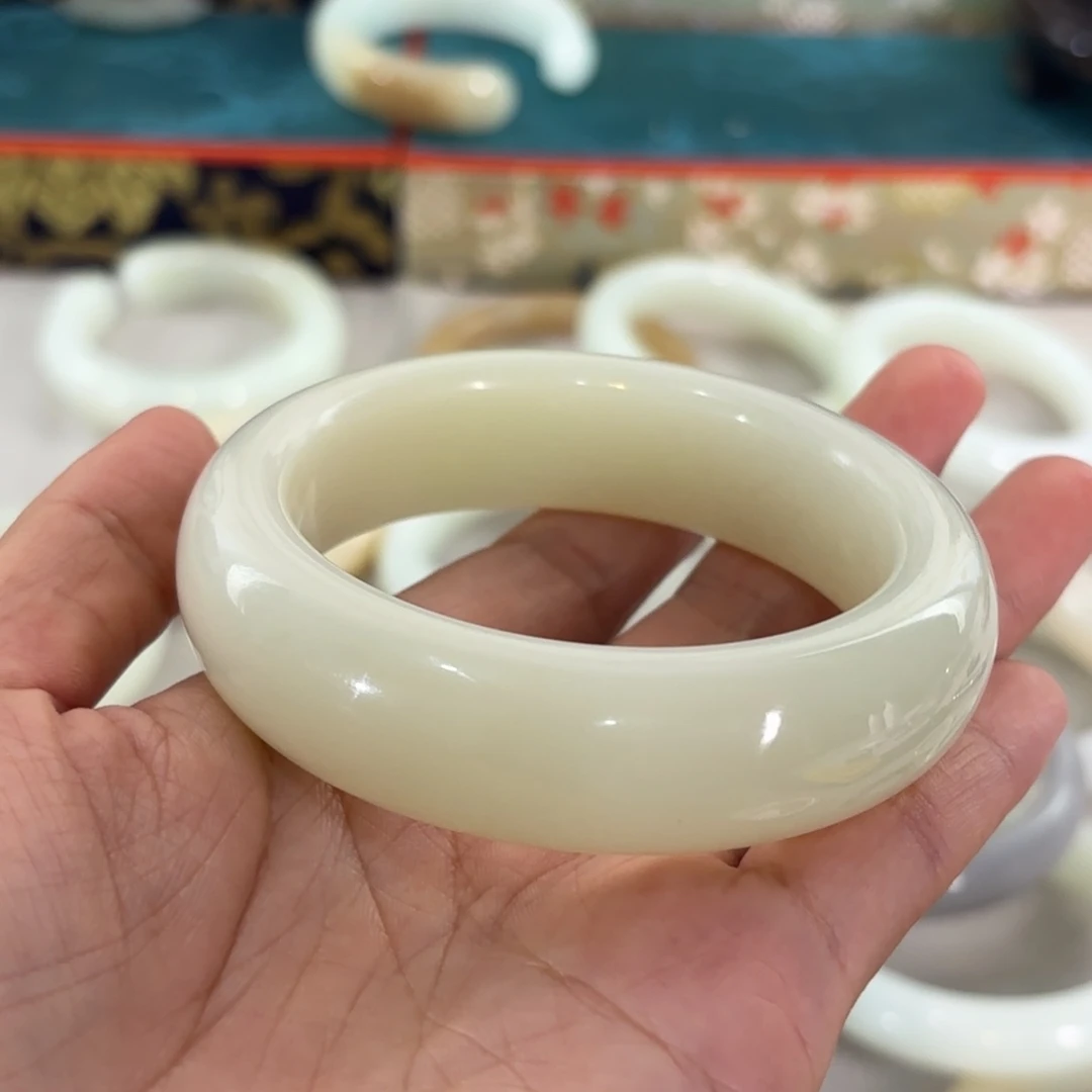 手链未镶嵌和田玉（糖玉）58.9