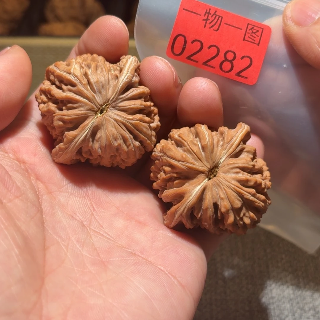 文玩核桃把件蓟县楼